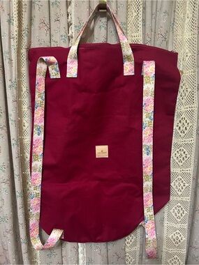 Jon Hart Laundry Bag Backpack Burgundy Floral Peony Straps NWT Madison